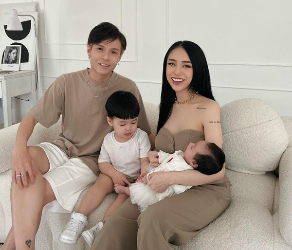 Tiểu thư của hội rich kid mang bầu hay khó ăn khó ở, con gái sinh ra thường nhíu mày cau có - 1