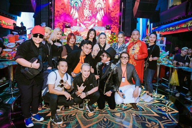 Ngày giỗ Tổ sân khấu có ý nghĩa thiêng liêng đối với những người làm nghệ thuật, là dịp để các nghệ sĩ một lòng thành kính dâng hương lên Tổ nghiệp, tưởng nhớ, bày tỏ lòng biết ơn đến tiên tổ, các bậc tiền nhân đã sáng tạo ra các loại hình nghệ thuật sân khấu độc đáo, có giá trị và góp phần làm giàu cho bản sắc văn hóa dân tộc.