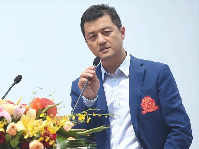 Lý Á Bằng lại mắc vào nợ nần.
