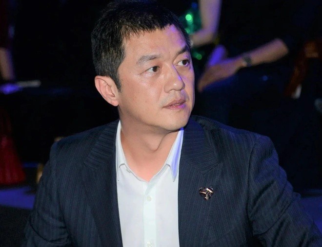 Anh bây giờ được gọi là chúa chổm.