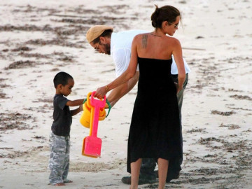 Tin được không, Angelina chính là người tự tung bằng chứng ngoại tình với Brad Pitt năm xưa