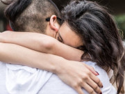 Sức khỏe - Cứ tưởng có nụ hôn ngọt ngào, cô gái chẳng ngờ sau đó lại rước hoạ vào thân