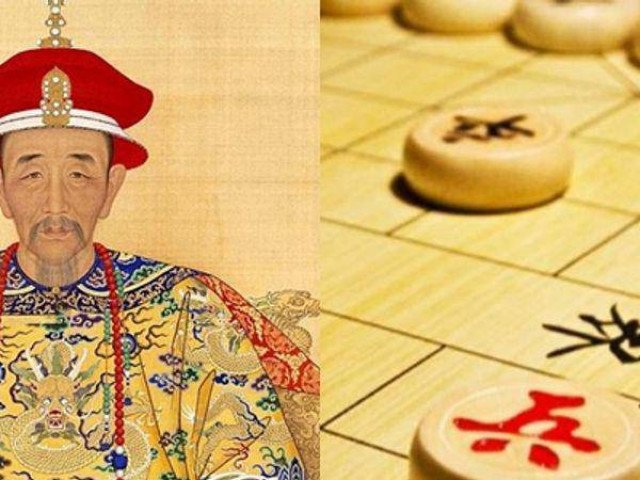 Đánh cờ thua thị vệ nhỏ bé, hoàng đế Khang Hy xấu hổ nói một câu lưu danh thiên cổ