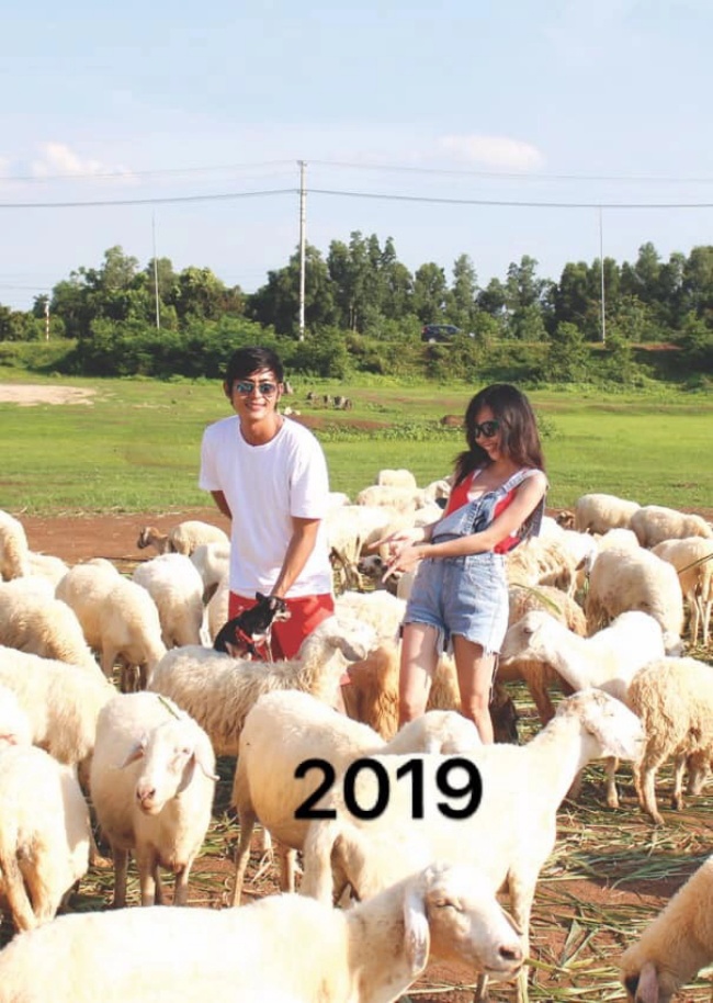 Có thời gian, Quốc Huy lại đưa bà xã đi du lịch.