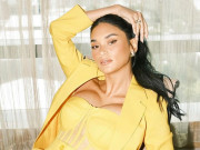 Thời trang - Diện đồ công sở, Hoa hậu bị trao nhầm vương miện o ép vòng ngực 100cm khiến đối phương không dám nhìn