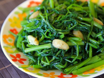 Loại rau rẻ bèo nhưng mang lại cả tá lợi ích cho bà bầu: Chống dị tật thai nhi, ngăn ngừa thiếu máu