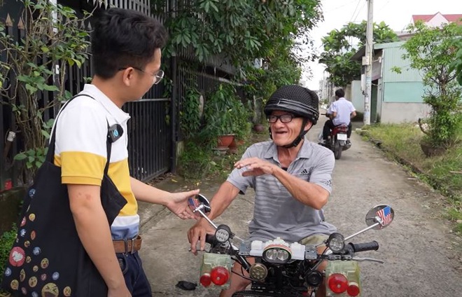 Ông Ngần (79 tuổi) đam mê độ xe từ máy cắt cỏ ai cũng hay biết.