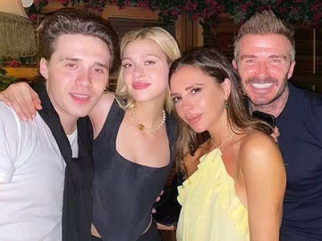 Ngôi sao 24/7: Vợ chồng Beckham lo lắng con trai cơm chẳng lành canh chẳng ngọt với con dâu