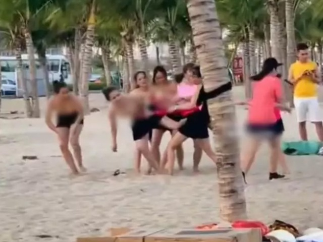Diễn biến mới nhất vụ nhóm nữ du khách cởi áo ngực chơi team building ở khu du lịch