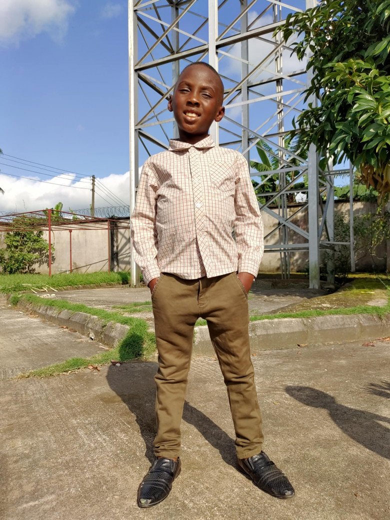 Hình ảnh đẹp trai bụ bẫm của cậu bé châu Phi suy dinh dưỡng từng làm thế giới xót xa - 11