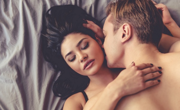Tại sao đàn ông bị hấp dẫn bởi ngực phụ nữ, liệu có phải tất cả đều nghiện amp;#34;vòng 1amp;#34; lớn, câu trả lời gây bất ngờ - 3