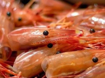 Bộ phận là ổ chất thải của tôm thường bị vứt đi nhưng đem nấu theo cách này rất ngon, còn bổ hơn tôm nõn