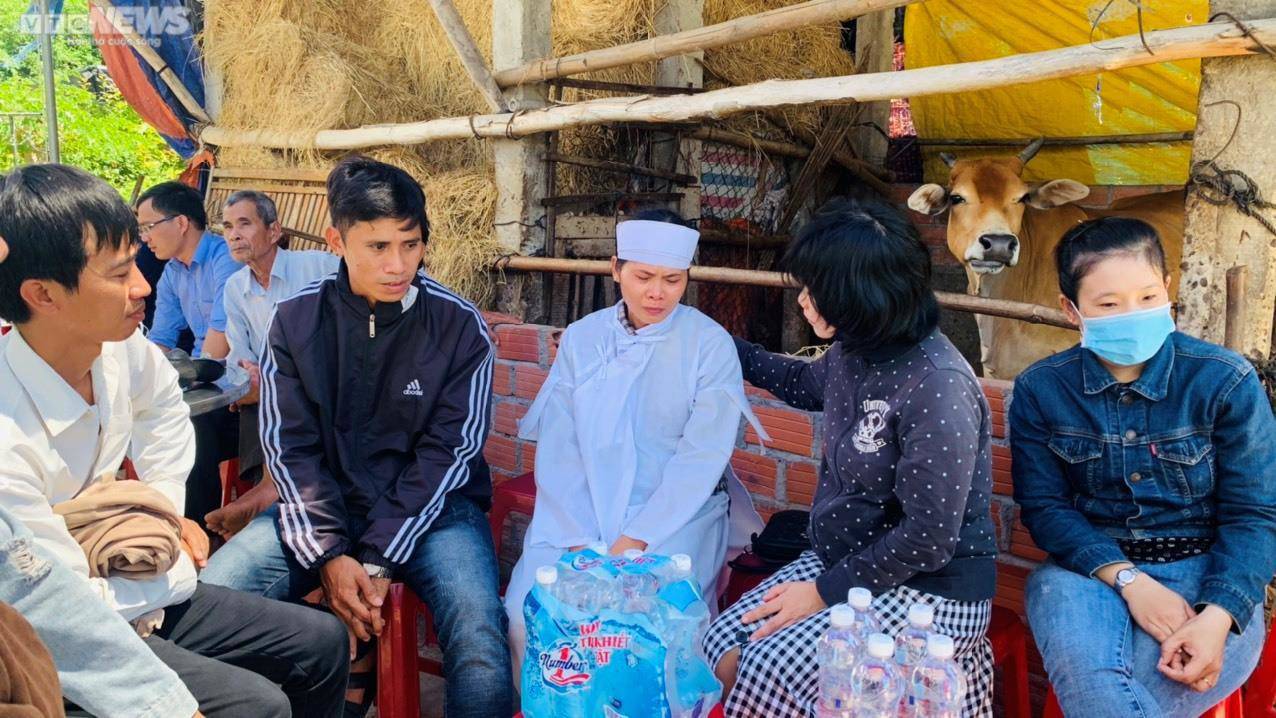 Vụ sập tường 5 người chết: Tang thương bao trùm những xóm thợ hồ - 5