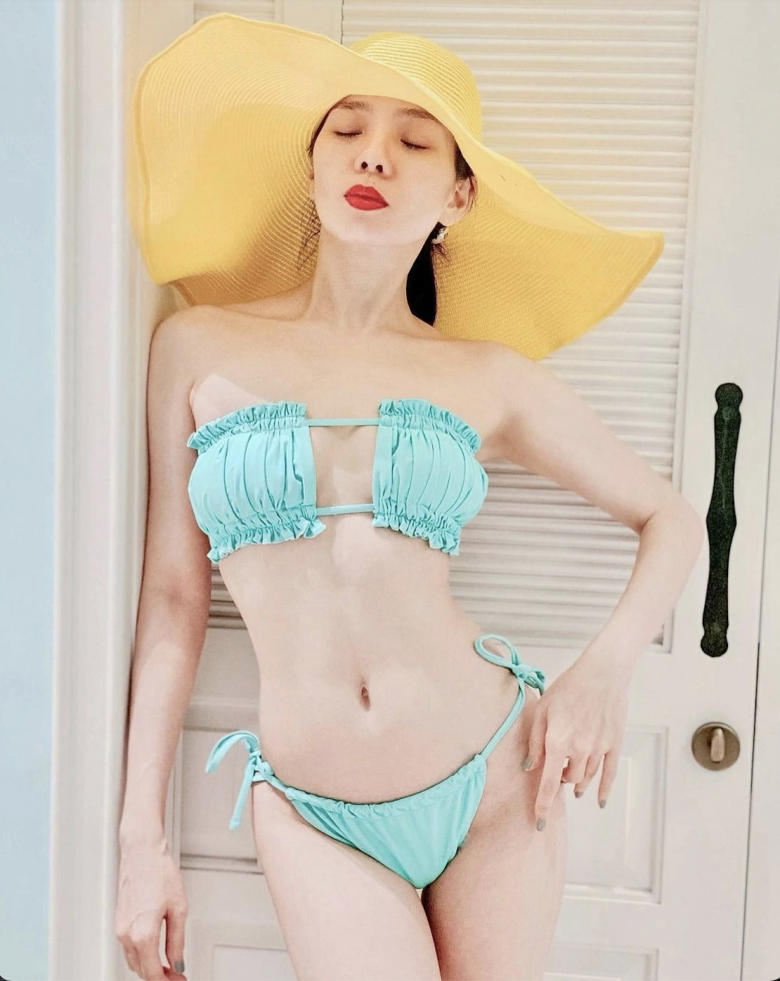 Áp mốt bikini amp;#34;buông thảamp;#34; gò bồng đào hờ hững, Lệ Quyên thoát mác vòng 1 mất hút bấy lâu - 9