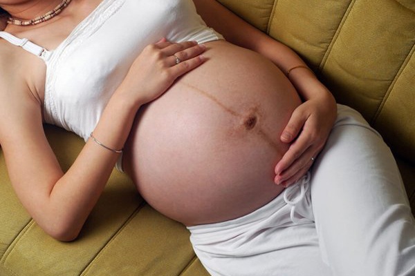 5 vùng cơ thể chuyển thâm đen khi mang thai, số 4 mẹ bầu mừng húm vì càng sẫm màu con càng khỏe - 4