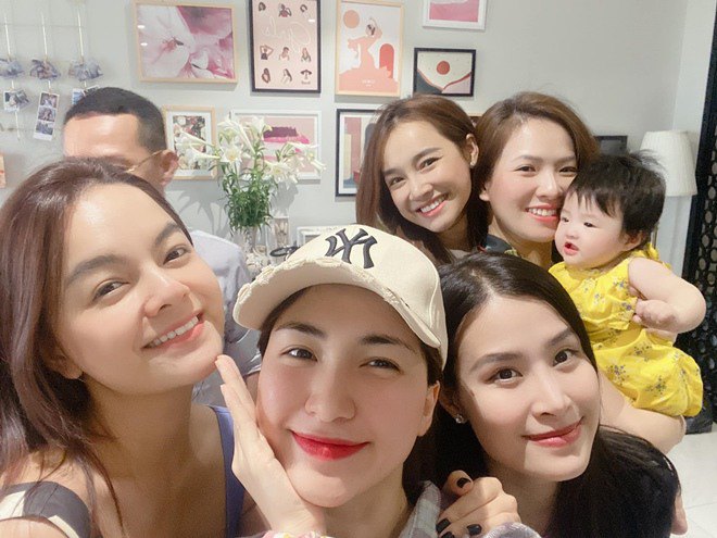 Những lần họp mặt của 3 hội mẹ bỉm VIP nhất showbiz Việt: Bố mẹ sang chảnh, con cái đáng yêu - 9