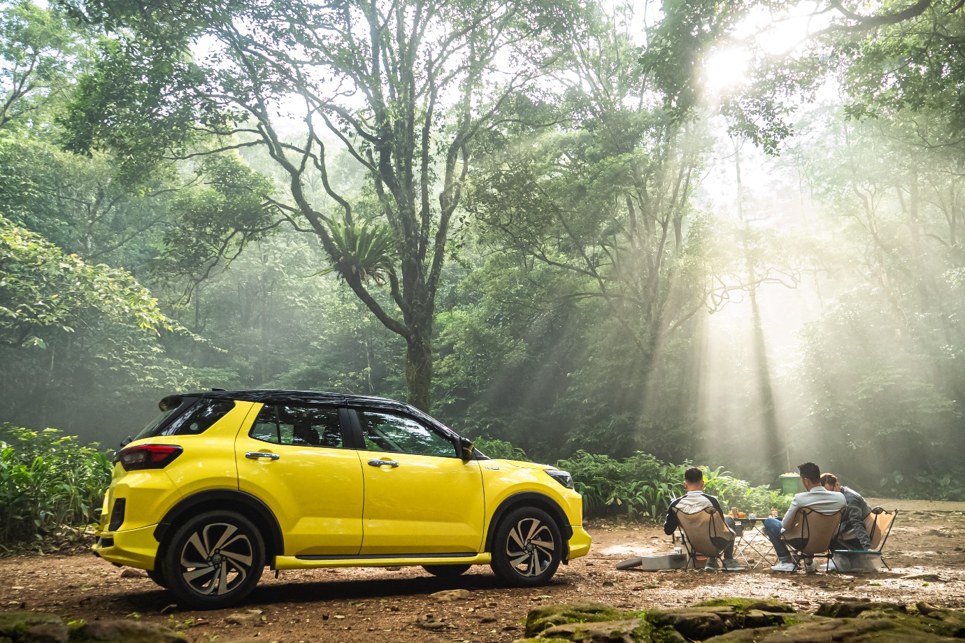 Toyota Raize - Mảnh ghép cho bức tranh lên rừng, xuống biển của giới trẻ Việt - 2