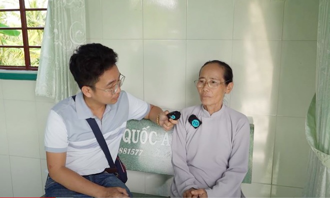 Năm 21 tuổi, cô Ngôn đương tuổi con gái xuân thì với bao hoài bão tuổi trẻ bỗng nhiên mắc u não.