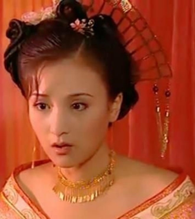 Lạc Gia Đồng sau vai diễn Mộng Bình bắt đầu được săn đón.