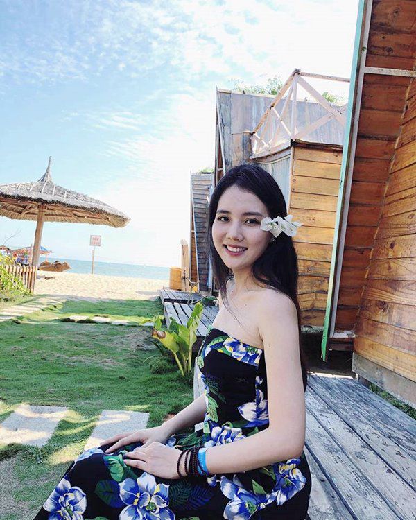 Lấy Ngô Quang Hải hơn 25 tuổi, mỹ nhân nổi nhất Hoa hậu VN 2012 sinh liền 2 con, sống sung sướng - 4