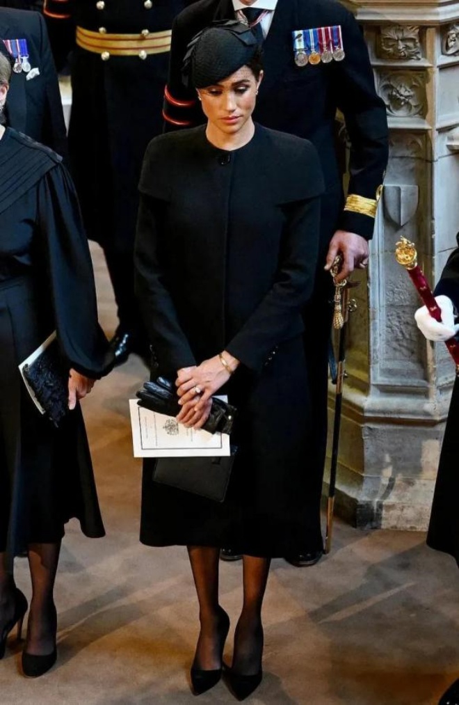 Có thể khẳng định Meghan không được lòng dân chúng Anh.