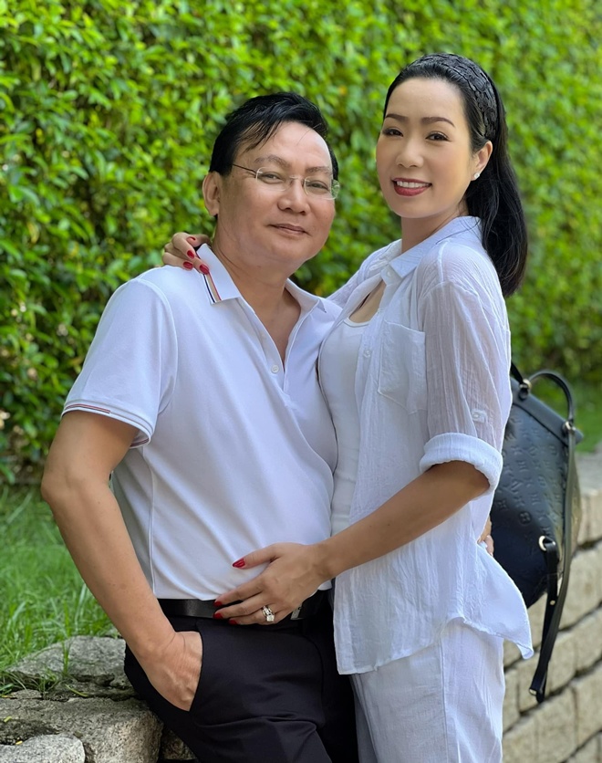 Mỗi dịp quan trọng, Trịnh Kim Chi đều đặn nhận quà khủng từ doanh nhân Võ Trấn Phương.