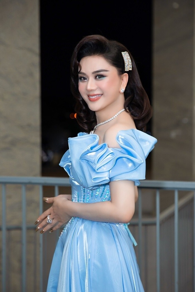 Thiện Nhân đăng ảnh một mình kèm chú thích ẩn ý, lần đầu cho phép người lạ bình luận hậu ồn ào đời tư - 5