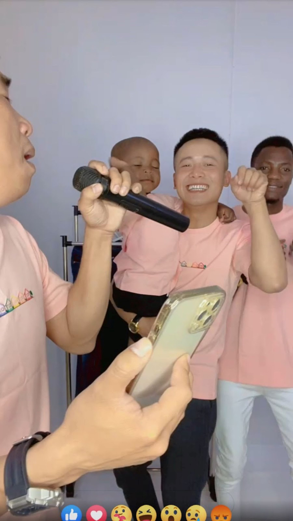 Chất lượng phục vụ khách hàng làm nên tên tuổi của Quang Linh Store