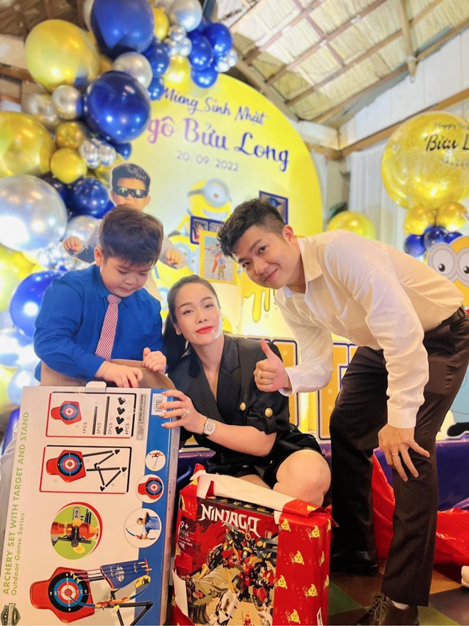 Nhật Kim Anh cũng tiết lộ cô và chồng cũ đặt mục tiêu cho Bửu Long đi chơi châu Âu vào năm sau.