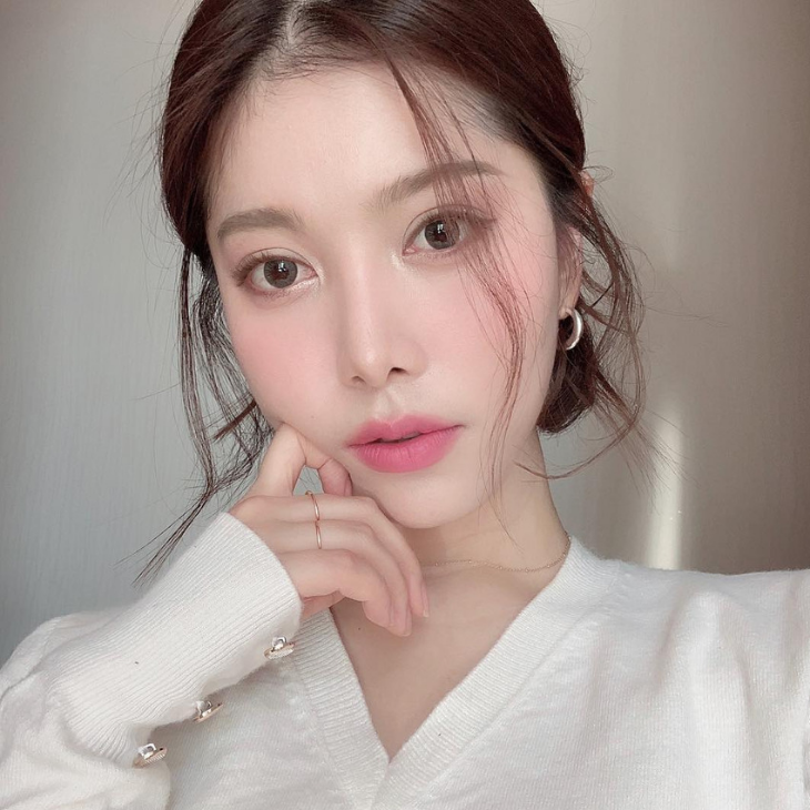 Angela Phương Trinh