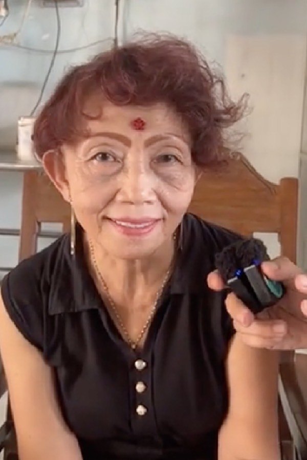 Người phụ nữ Bình Dương bỗng dưng có bông hoa mai màu đỏ trên trán, lý do không thể tin nổi 1