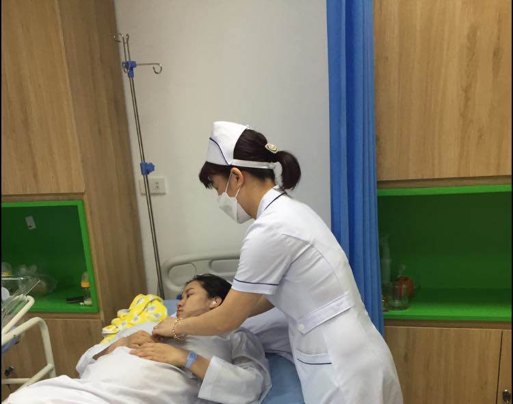 Chị Luyên đã có trải nghiệm đi đẻ tại Bệnh viện Đại học Y Hải Phòng. (Ảnh: NVCC)