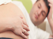 Bà bầu - 5 kiểu ốm nghén thay vợ bầu của các ông chồng, số 4 khiến nhiều người kinh ngạc