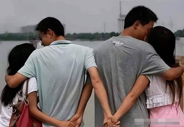 Hai nữ đồng nghiệp đổi chồng cho nhau để tìm amp;#34;cảm hứng mớiamp;#34;, cả 4 người đều nhận kết cục xứng đáng - 1