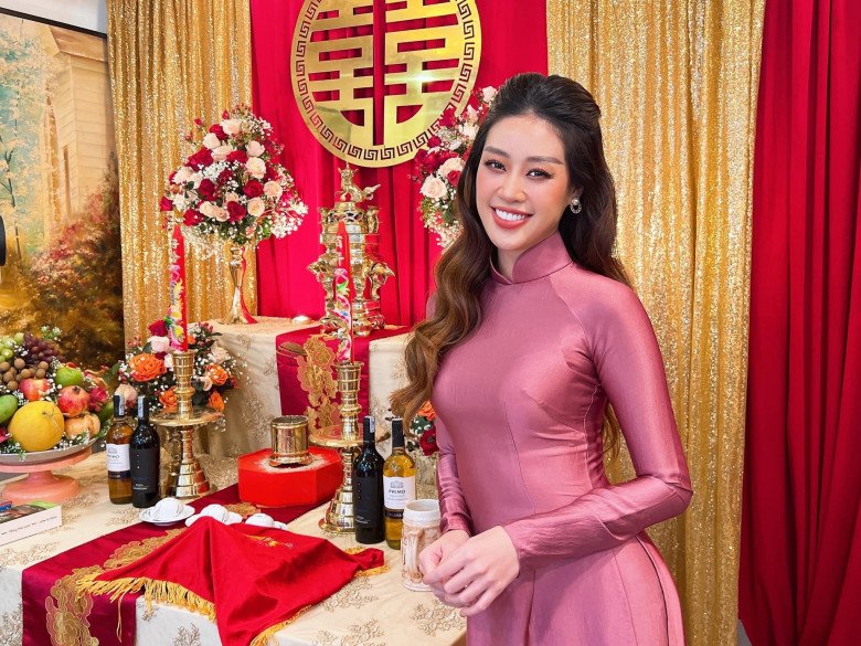 Khánh Vân đi ăn cưới mặc kín như bưng, ghi điểm với phong cách chuẩn Hoa hậu Hoàn vũ - 3