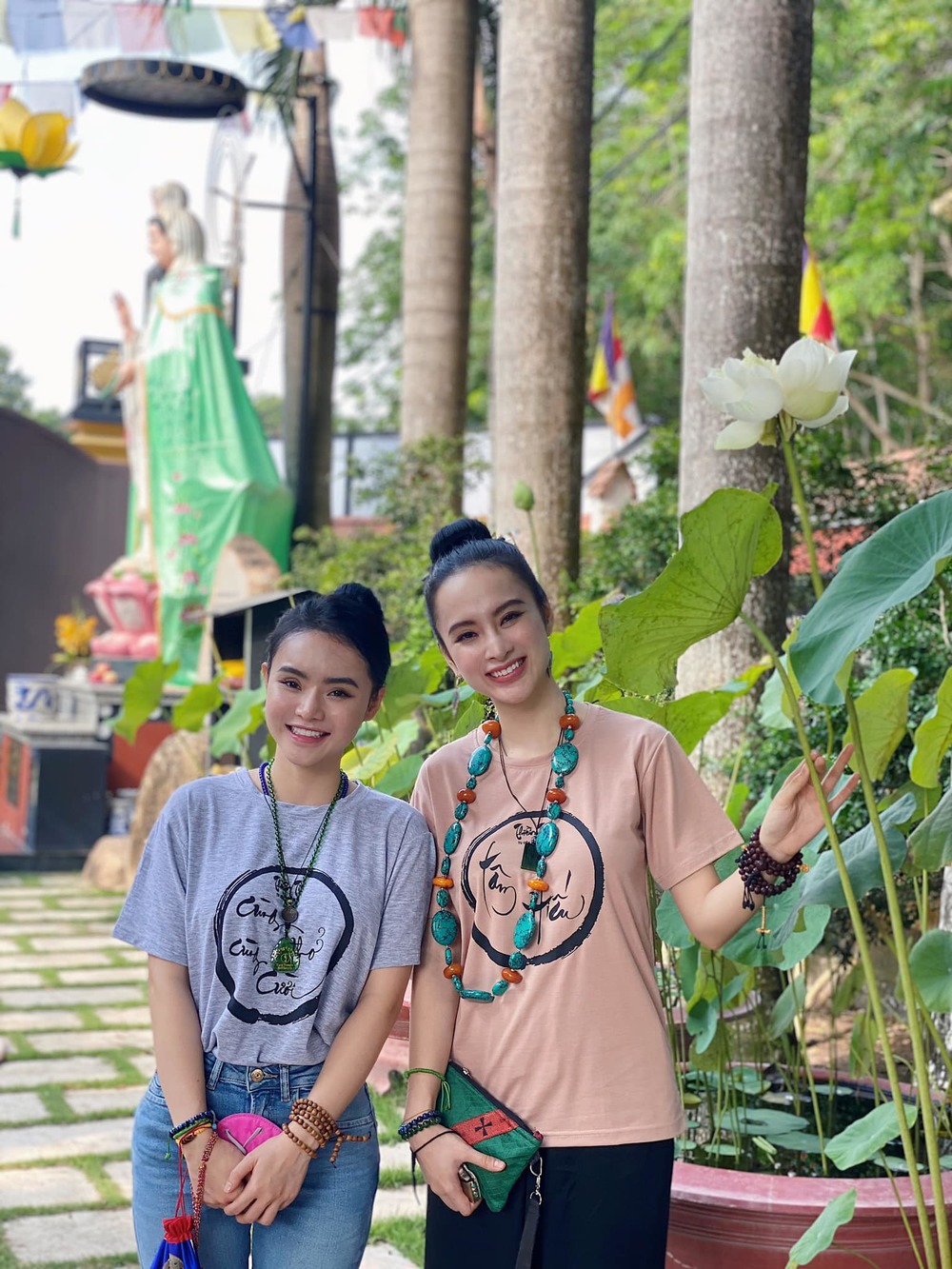 Em gái Angela Phương Trinh xắn quần, đi dép nhựa chống bão » Báo Phụ Nữ Việt Nam