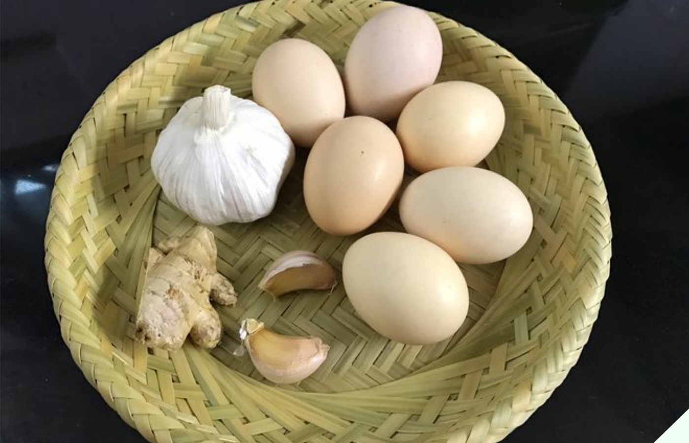Cứ mua trứng về là cọ rửa thật sạch, chuyên gia lắc đầu nói sai lầm, bảo sao trứng nhanh hỏng, mất sạch chất dinh dưỡng - 6
