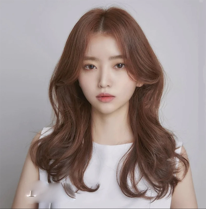 Tóc uốn gợn sóng Tóc uốn gợn sóng: Top 35 kiểu đẹp dẫn đầu xu hướng hiện nay - 27