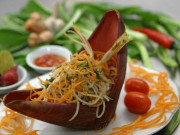 Bếp Eva - Đổi thực đơn cho gia đình bằng món gỏi gà hoa chuối siêu thích hợp cho thời tiết nắng nóng này