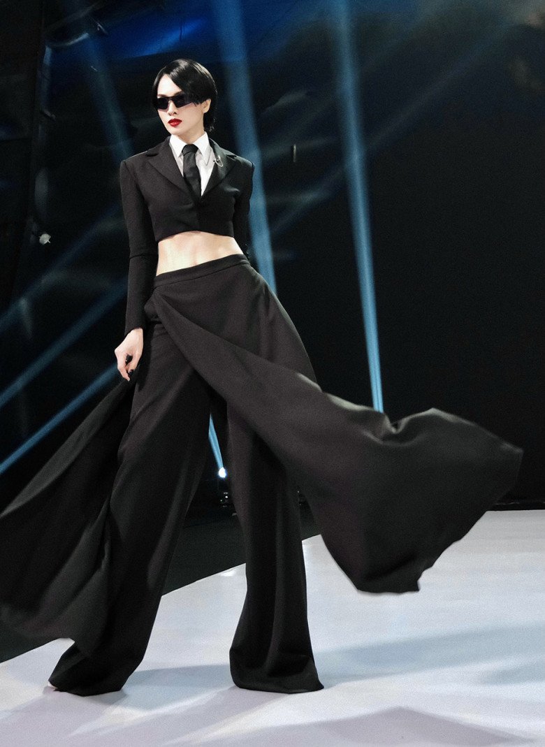 Sau nhiều năm, Anh Thư xuất hiện trở lại trên sàn diễn và các chương trình về người mẫu.