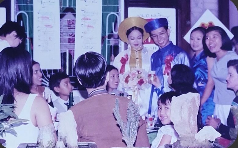 Bức ảnh cưới của Long Nhật và bà xã.