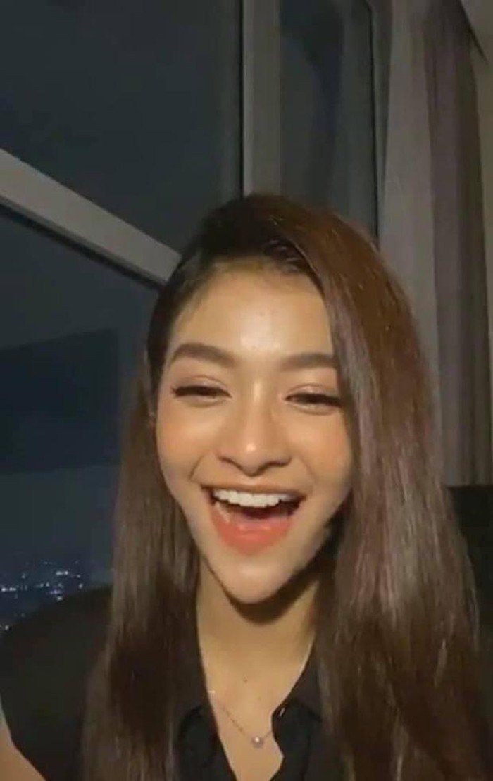 View - Nàng Hậu mang nhiều gương mặt nhất Vbiz, hậu đăng quang công khai thẩm mỹ, nay xuất hiện bị gọi nhầm tên