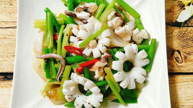 11 cách làm mực xào thập cẩm cùng dưa leo, hành tây ngon giòn, không tanh - 19