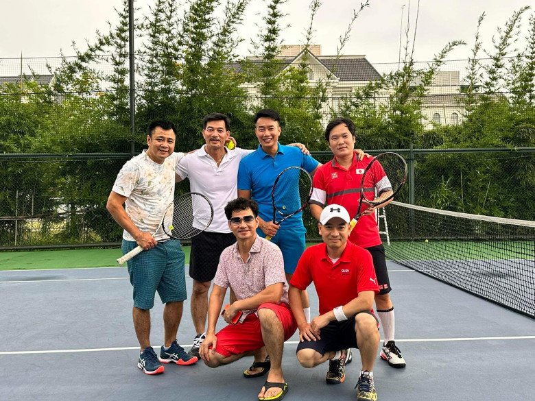 View - Vợ quyền lực của MC Hoa Thanh Tùng ngày càng giỏi giang, xinh đẹp nhưng Xuân Bắc lại gọi là tay ghê gớm