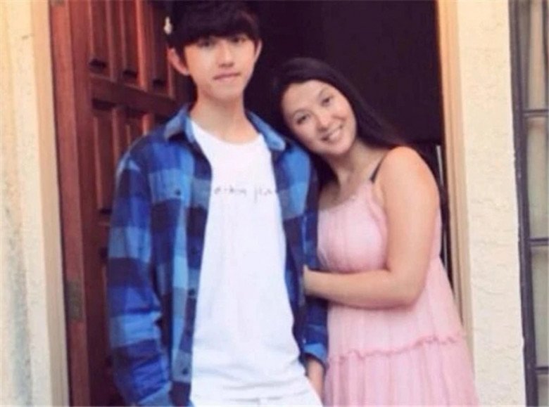 Mẹ của Thái Từ Khôn chính là người khiến con trai rơi vào tình cảnh hiện tại.