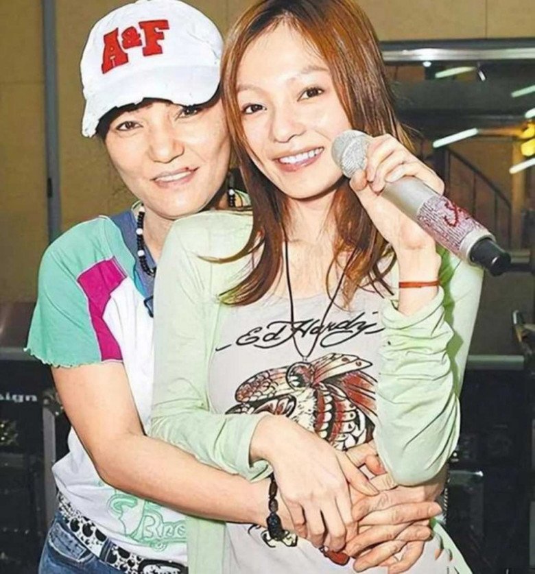 Trương Thiều Hàm bị mẹ hại.