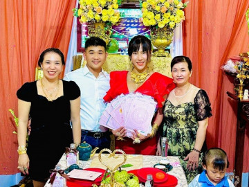 Đám cưới siêu khủng ở An Giang: Cô dâu nhận 18 cây vàng, 15 sổ hồng và danh tính bất ngờ