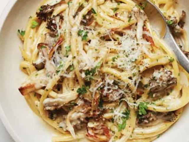 4 cách làm mì Ý sốt kem đơn giản, thơm ngon, ai cũng nấu được