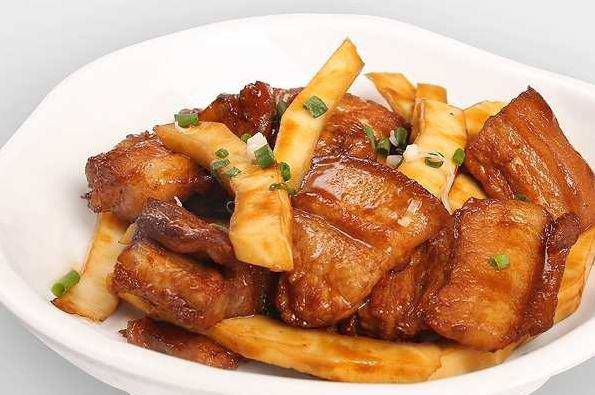 Cách làm thịt kho dừa ngon và hấp dẫn - 3