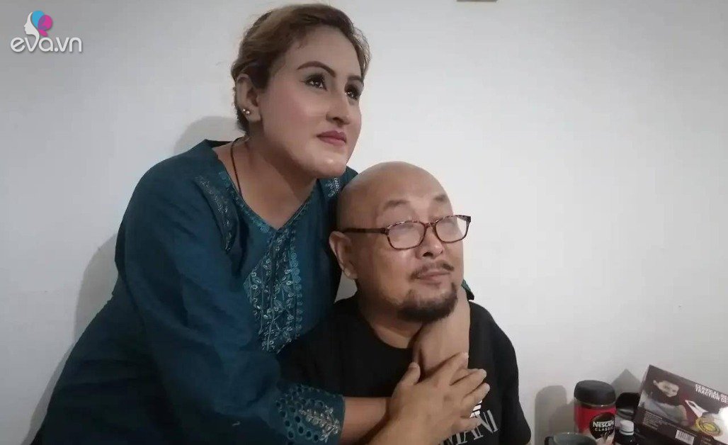 View - Ông chú U60 lấy vợ Tây kém 34 tuổi, buổi sáng mới gặp nhau đến chiều đã kết hôn